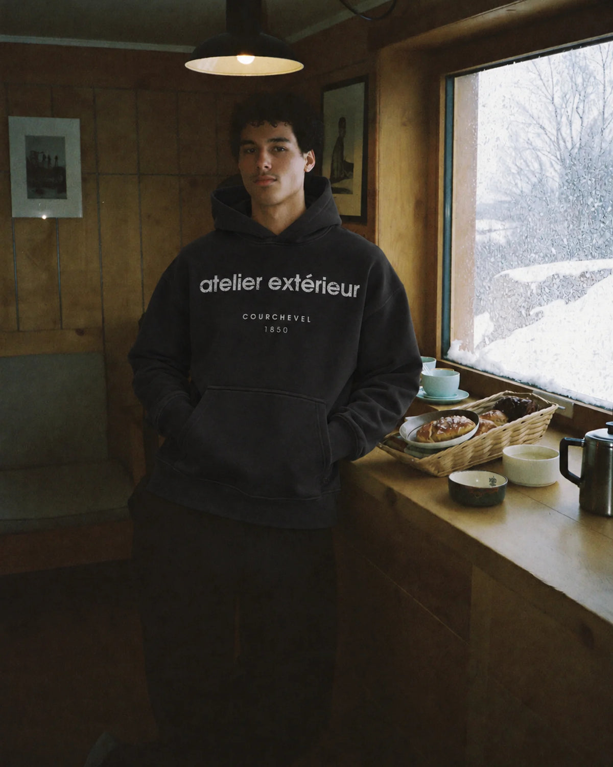 1850 Hoodie - Black