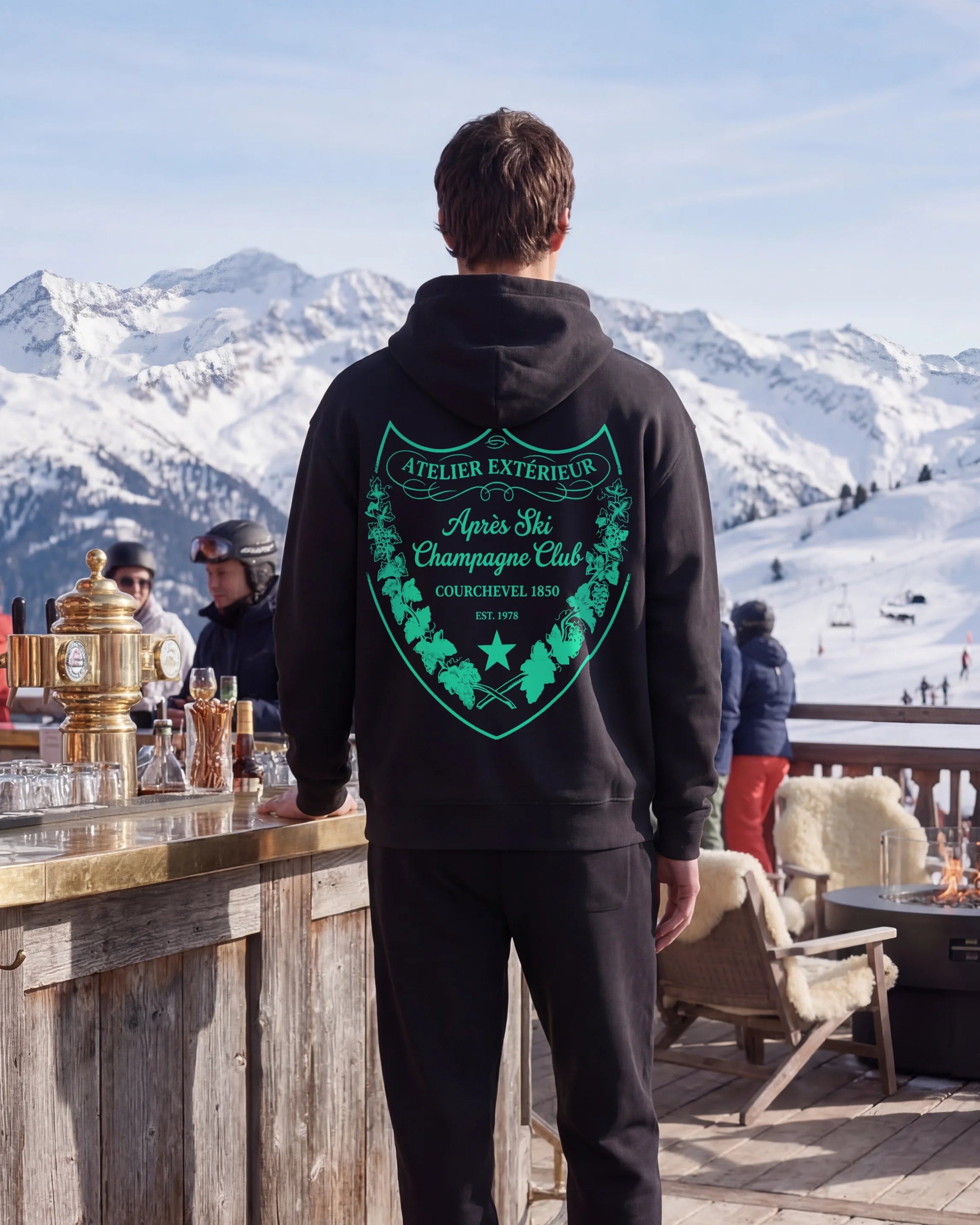 Après Ski Champagne Club Hoodie - Black