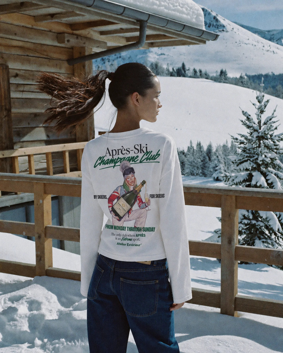 Après Ski Champagne Club Long Sleeve Tee