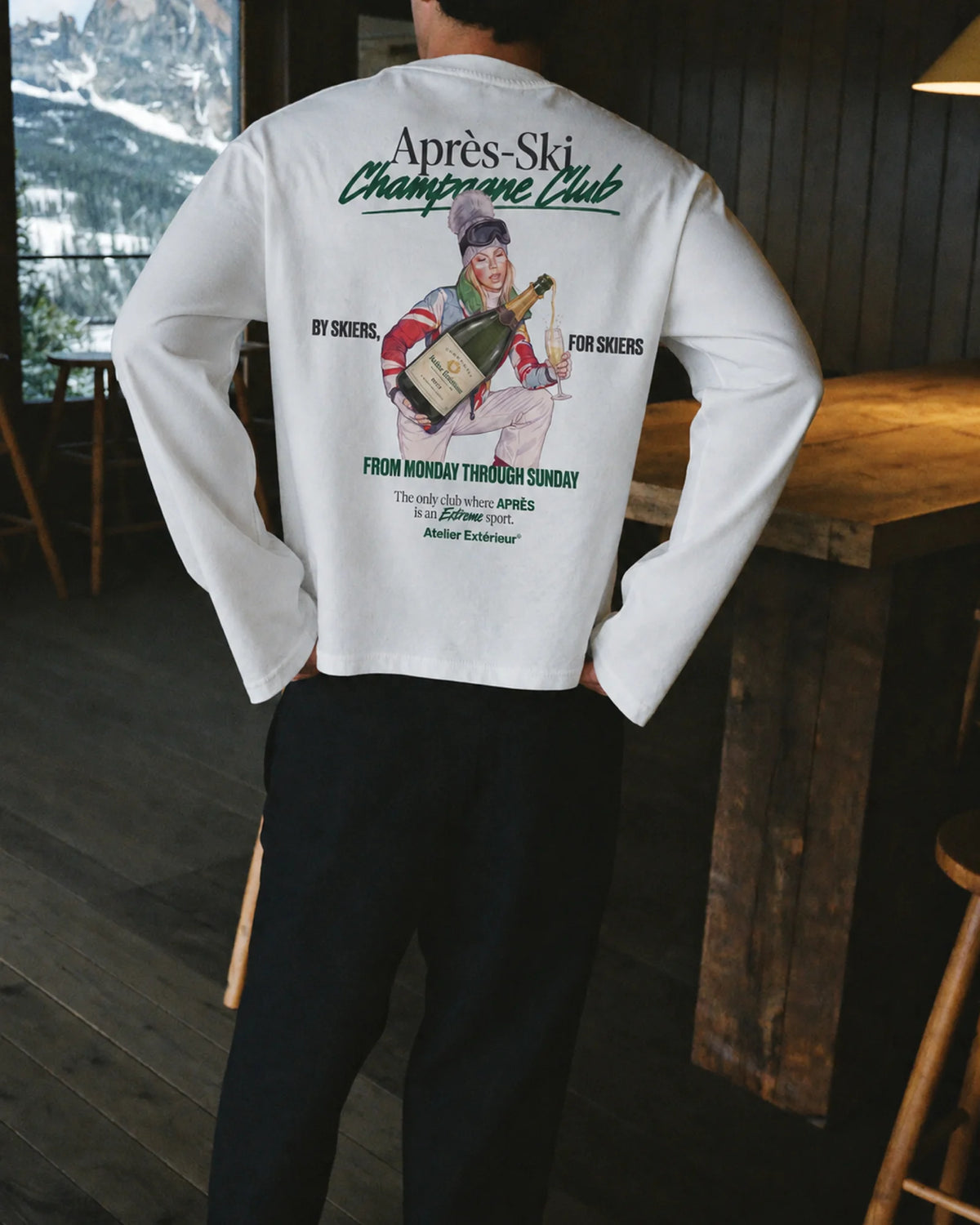 Après Ski Champagne Club Long Sleeve Tee