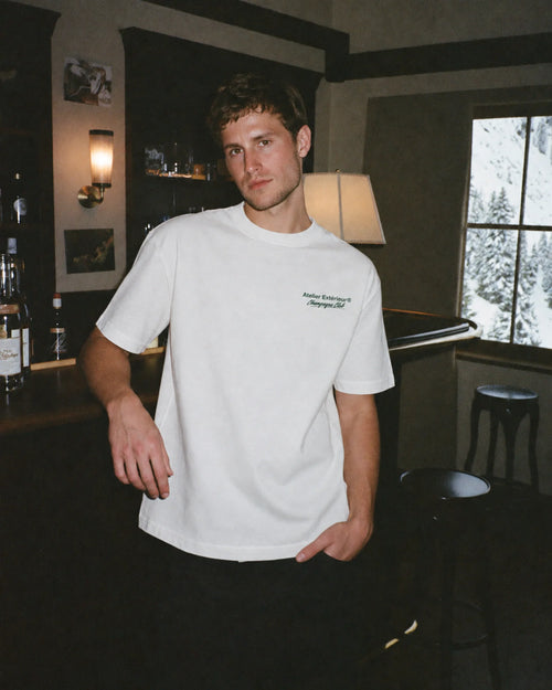 Après Ski Champagne Club Tee - White
