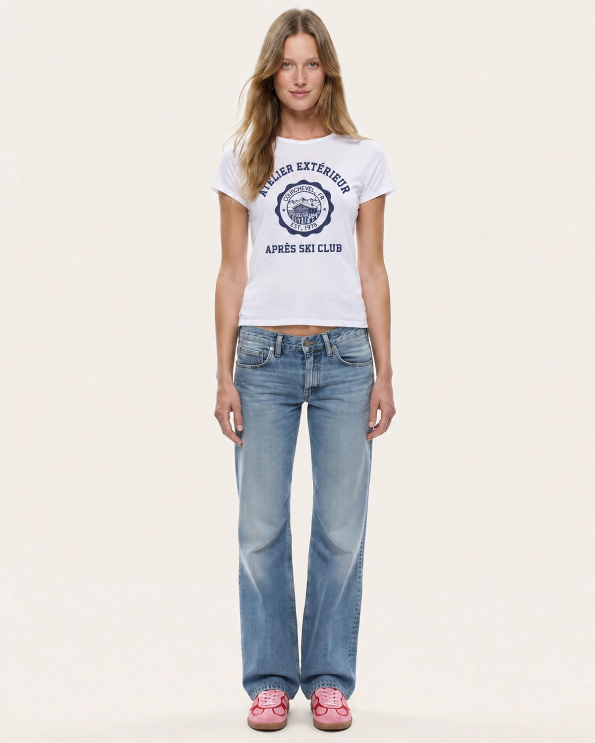 Après Ski Club Crest Women's Tee - White