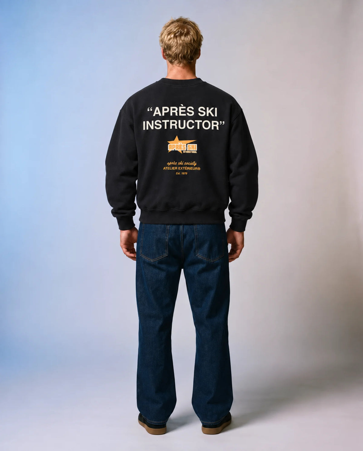 Après Ski Instructor Crewneck - Black