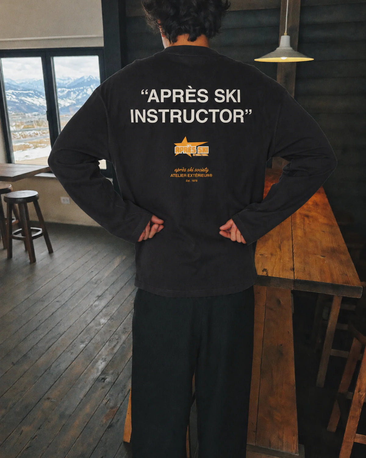 Après Ski Instructor Long Sleeve Tee - Black