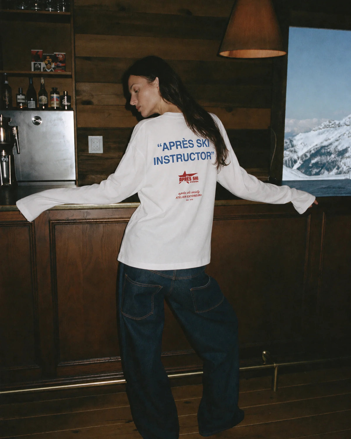 Après Ski Instructor Long Sleeve Tee - White
