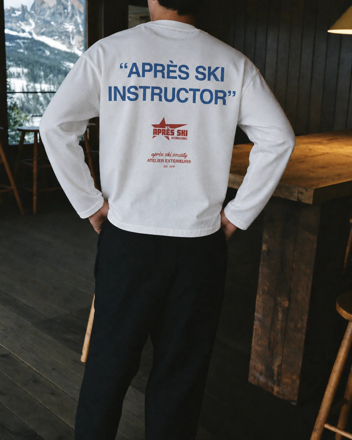 Après Ski Instructor Long Sleeve Tee - White