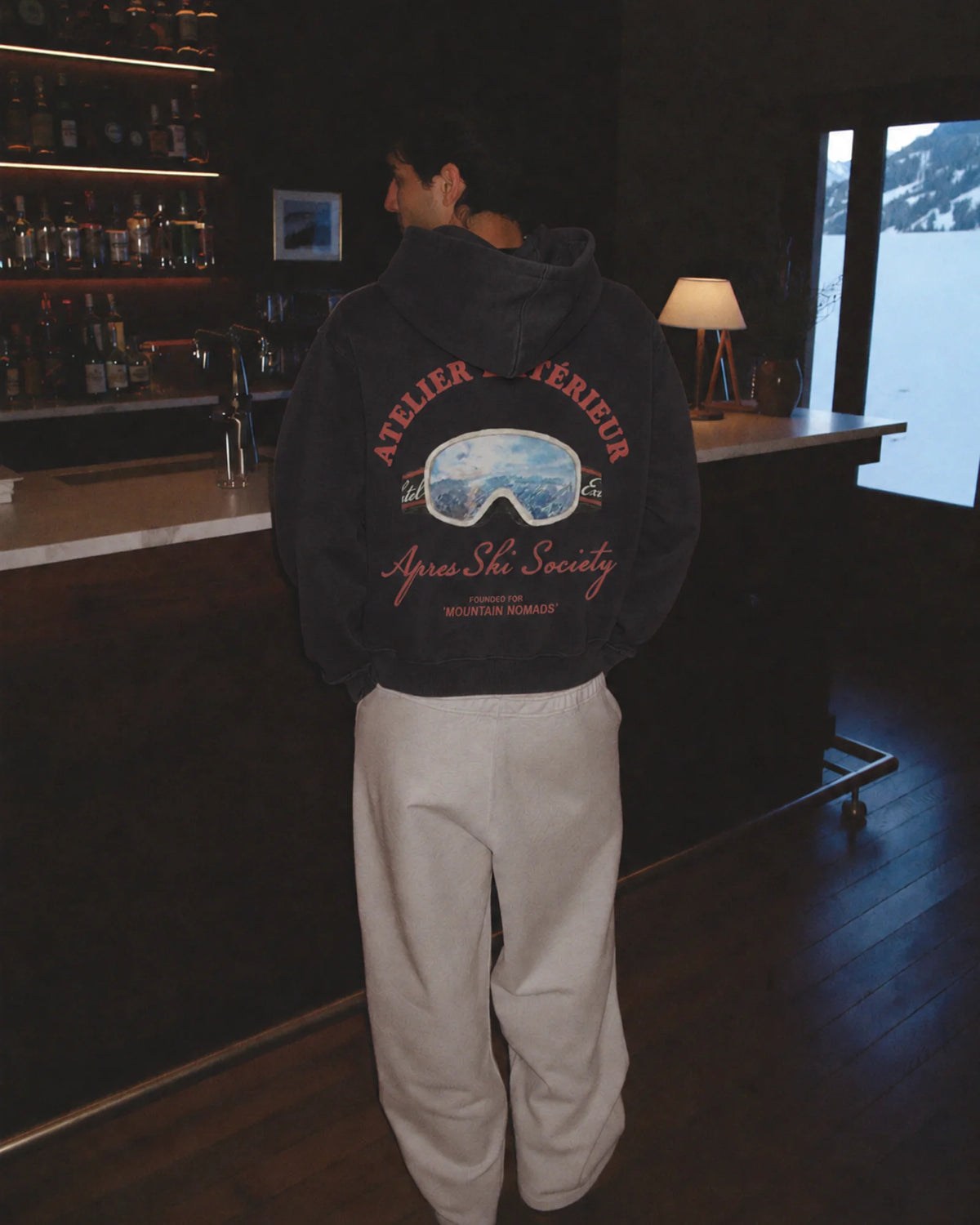 Après Ski Society Hoodie - Black