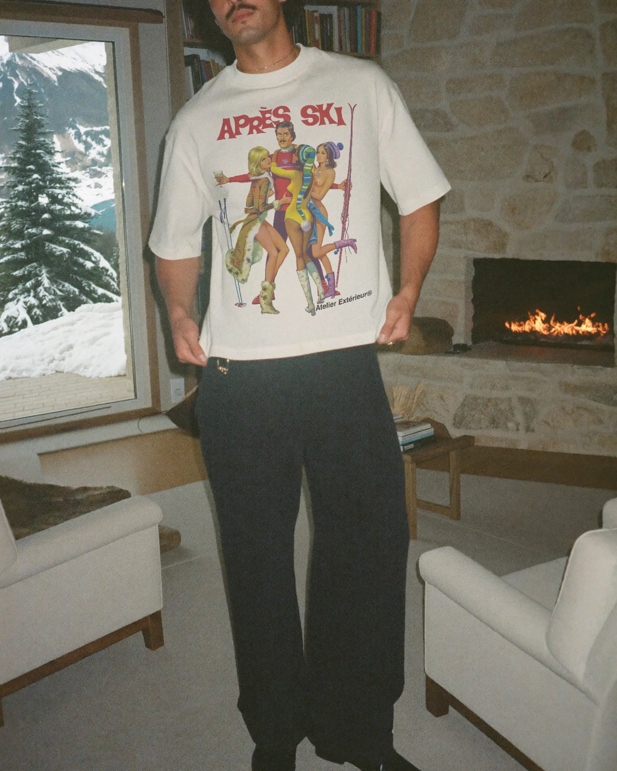 Man wearing the Après Ski Tee, on location