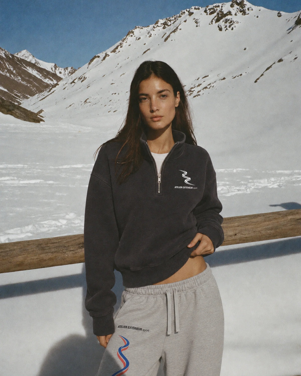 Sport Quarter Zip - Black