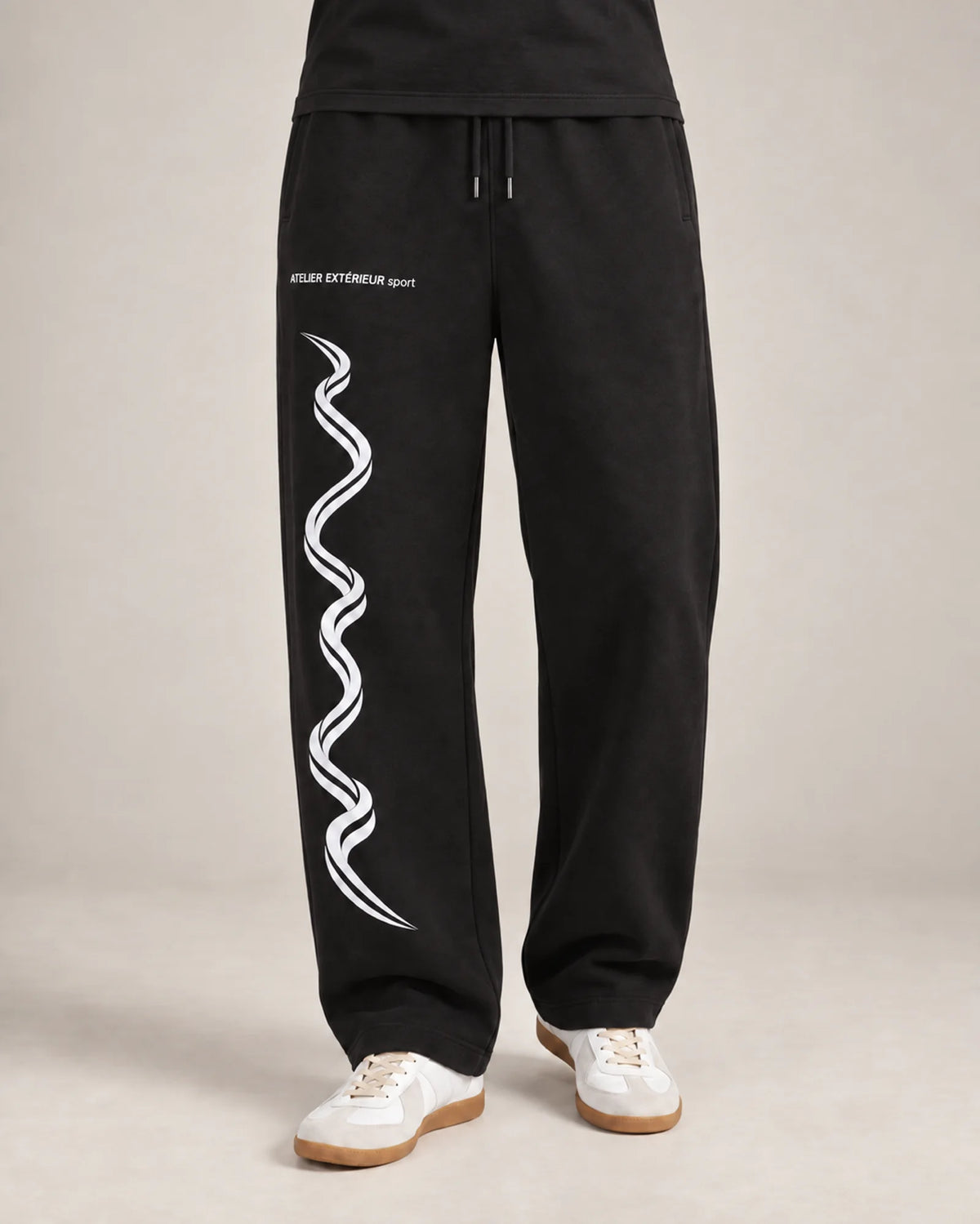 Sport Sweatpants - Straight Leg - Black