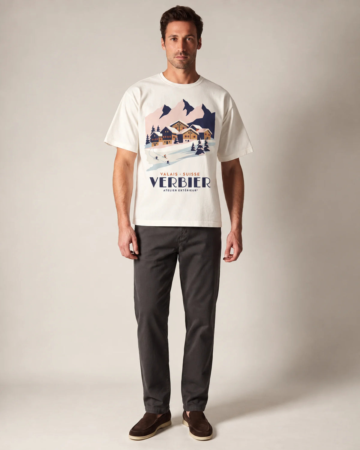 Studio model wearing the ecru Verbier tee, front view